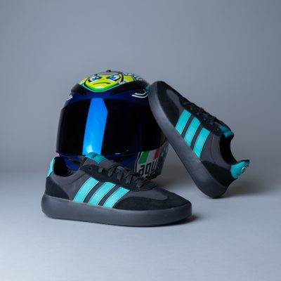 B4-907 ADIDAS BARREDA DECODE MER JR1063  NEGRO TALLA 7.5