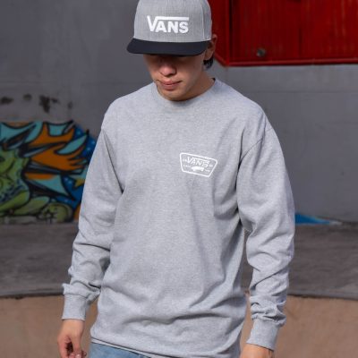 Vans Playera DE MANGA LARGA MN FULL PATCH BACK IS VN0A2XCM1RQ