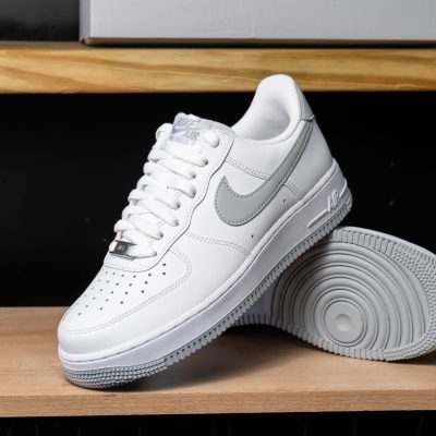Nike Air Force 1 07 ESS FJ4146-100