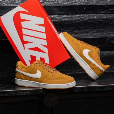 Nike Court Vision LO V2 NBK HV8139 700