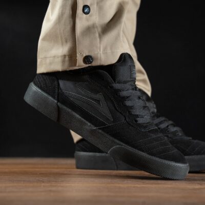 Lakai Cambridge Black/Black Suede FCAMB25Q1-001